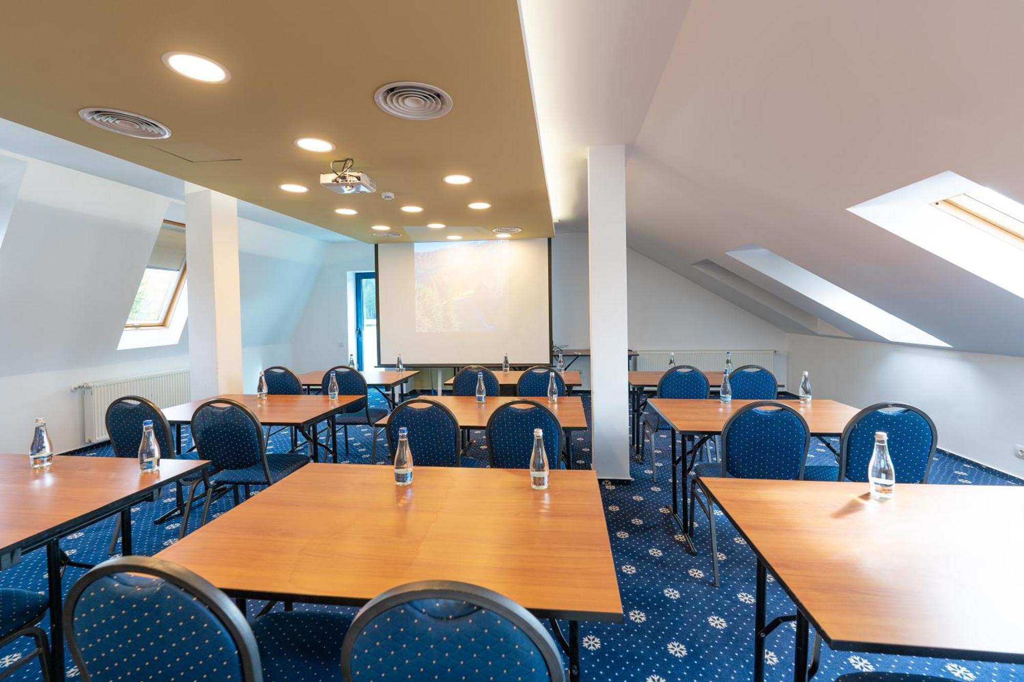 Hotel Ski&Sky Predeal Bagian luar foto