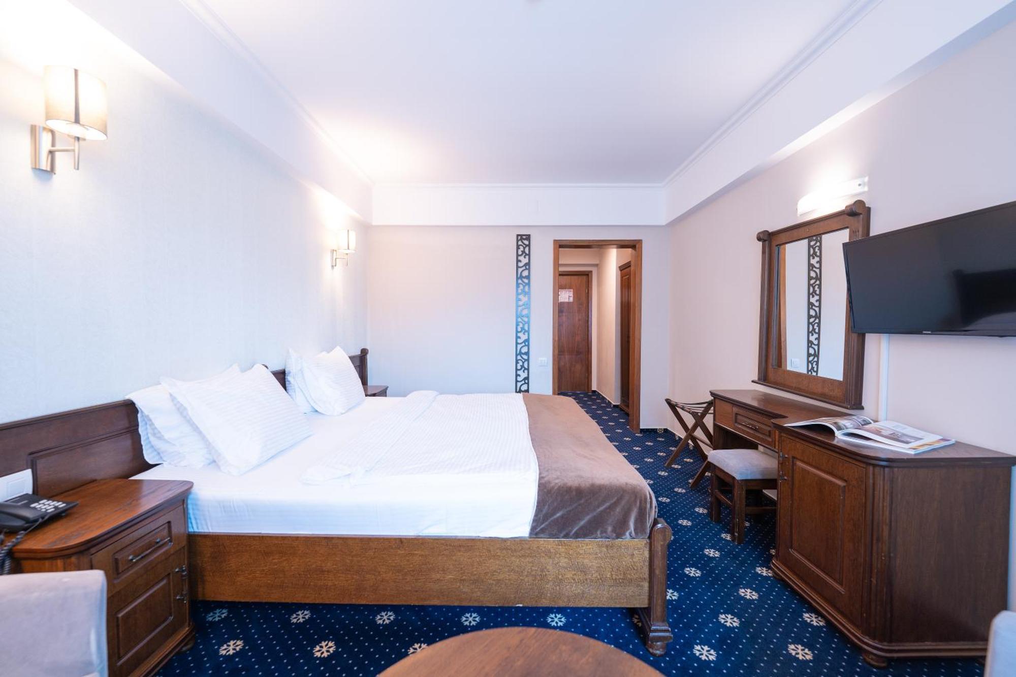 Hotel Ski&Sky Predeal Bagian luar foto